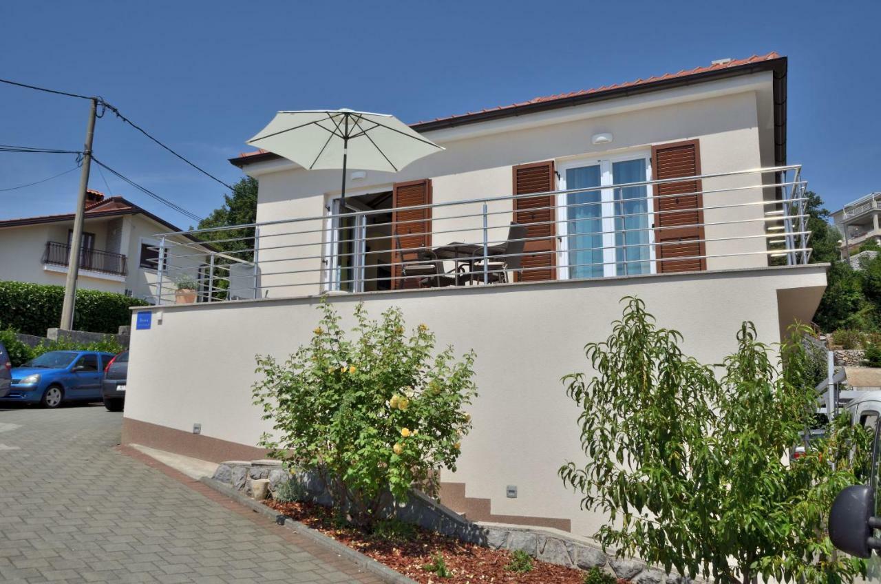Golden Hour Apartman Jurdani